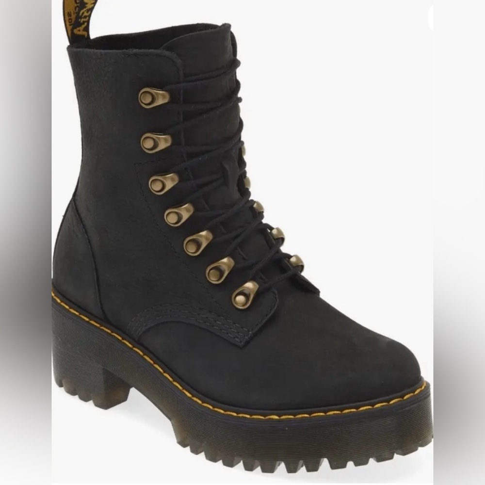 DR. MARTENS Leona Lace-Up Bootie
